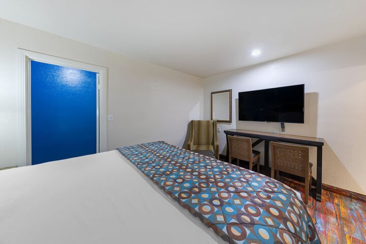 Room 86 of 131