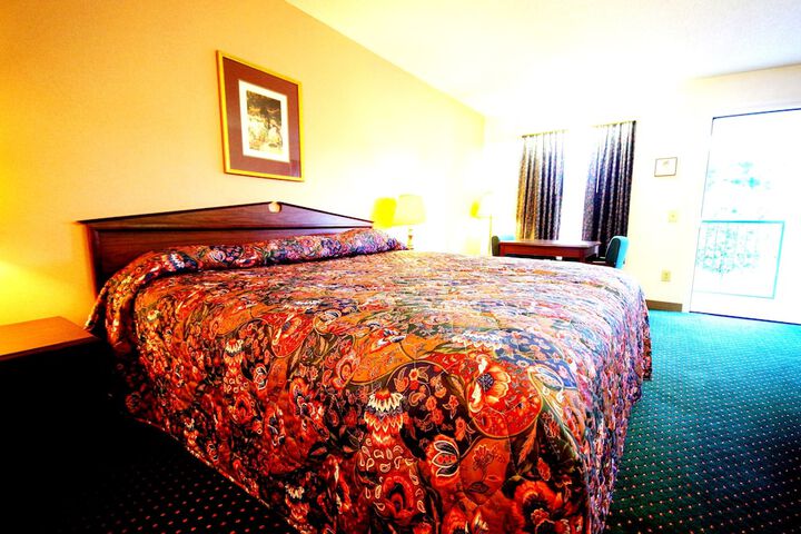 Room 21 of 39