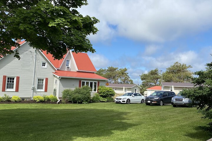 Cavendish Lodge & Cottages