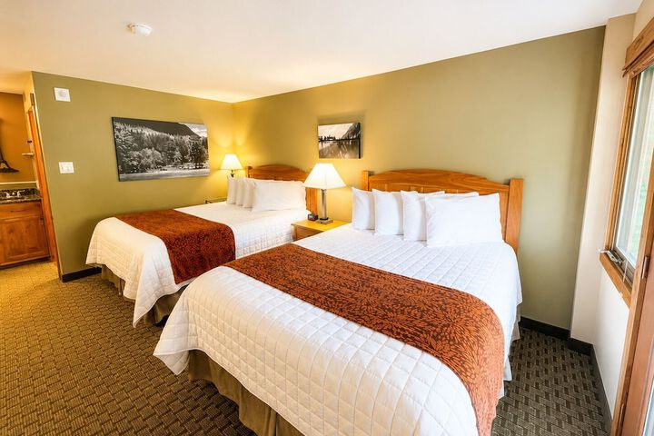 Silver Moon Inn