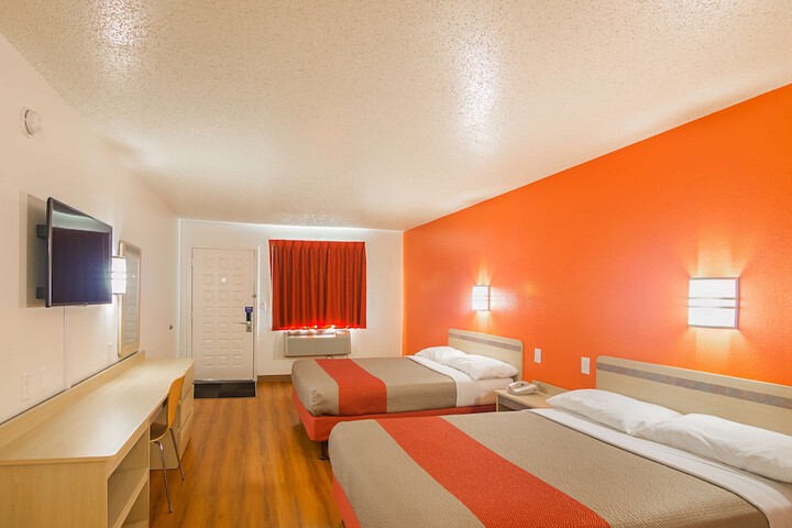 Room 21 of 31