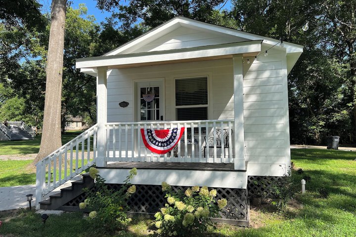 Benefield House Bed & Breakfast
