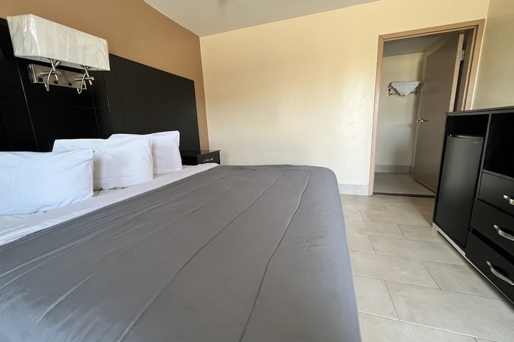 Room 38 of 71