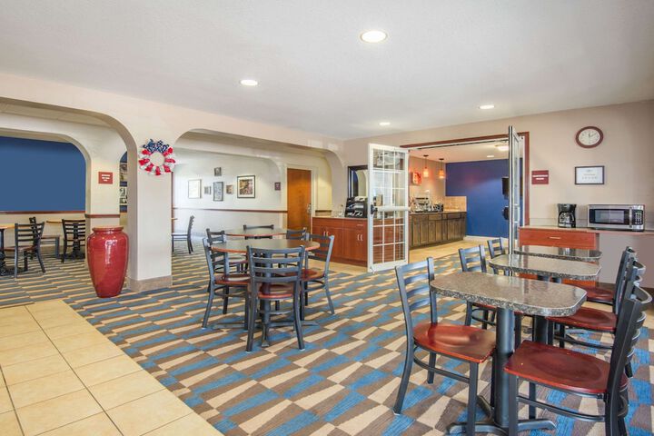 Microtel Inn & Suites by Wyndham Miami