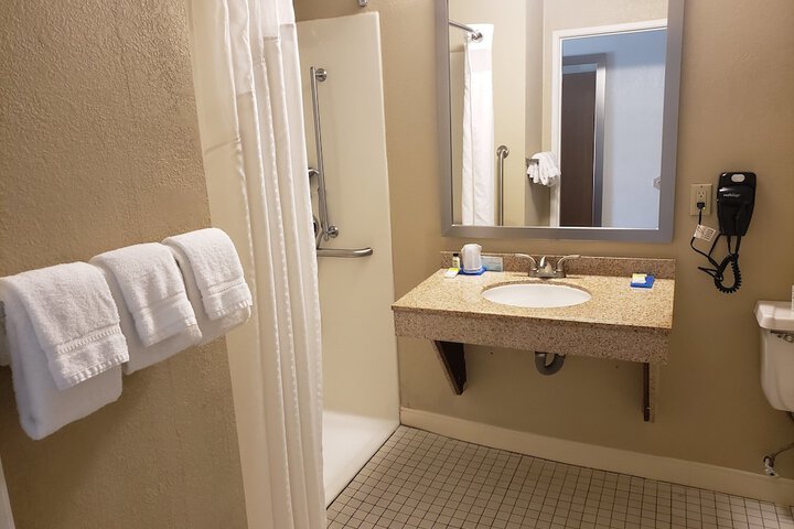 Room 20 of 56