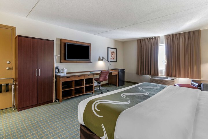 Room 22 of 46