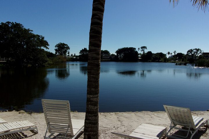 Marco Island Lakeside Inn