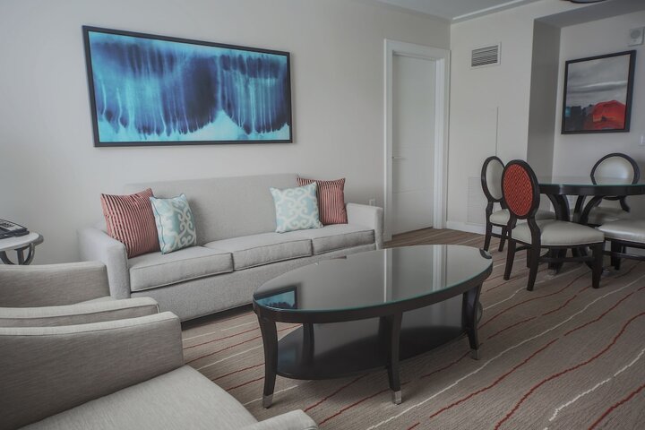 Room 23 of 47