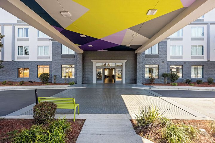 Spark by Hilton Port Wentworth Savannah