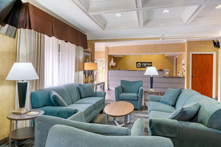 Hotel Interior 10 of 45