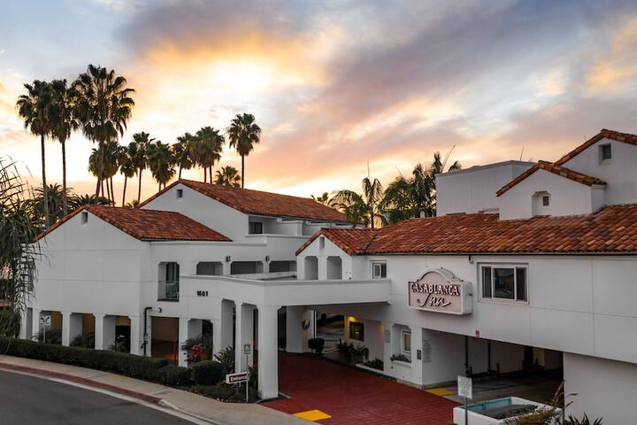 Casablanca Inn