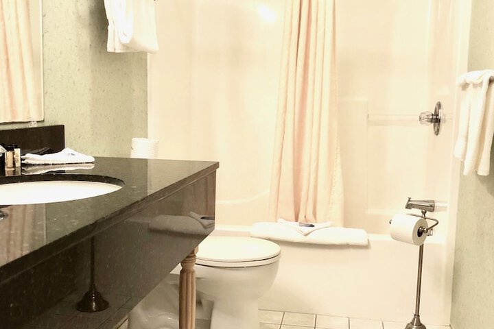 Room 25 of 57