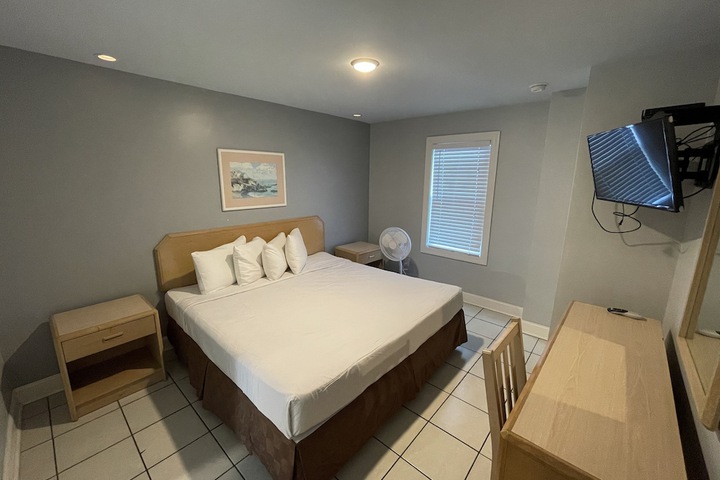 Room 21 of 43
