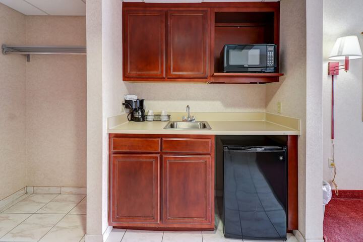Room 14 of 32