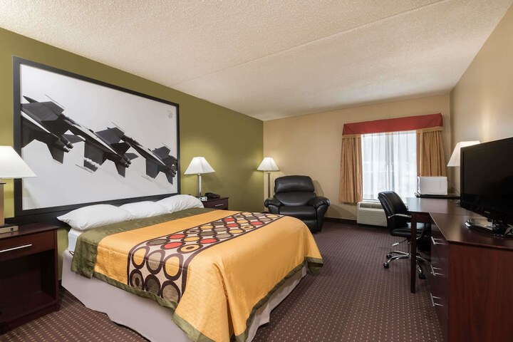 Room 5 of 21