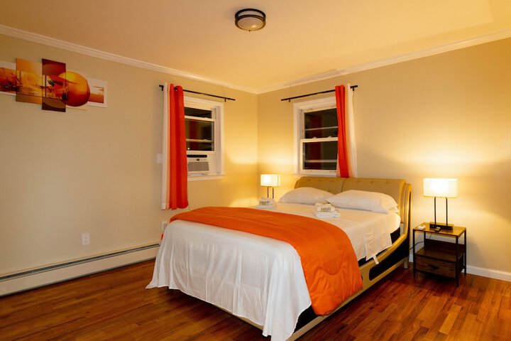Room 22 of 76