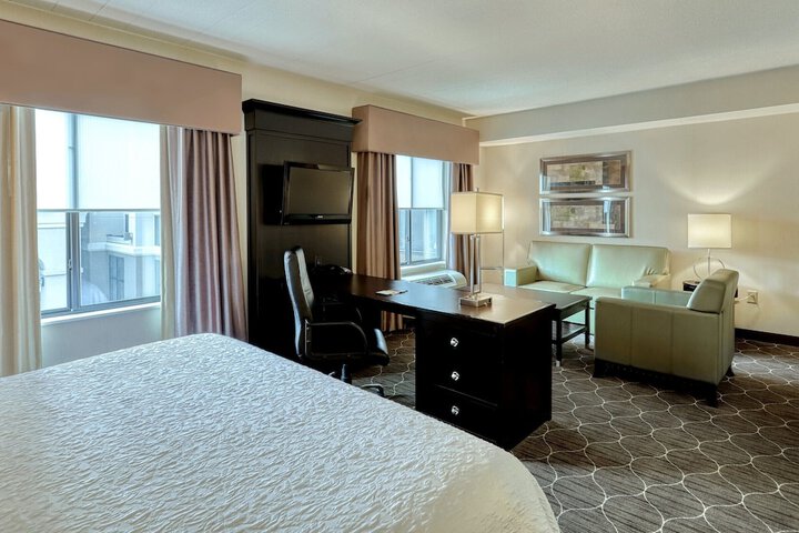 Hampton Inn & Suites Parsippany / North