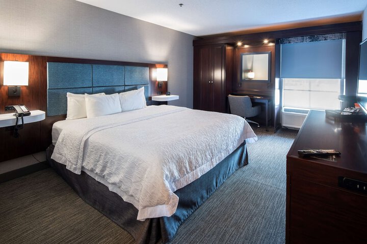 Hampton Inn & Suites Chicago / Lincolnshire