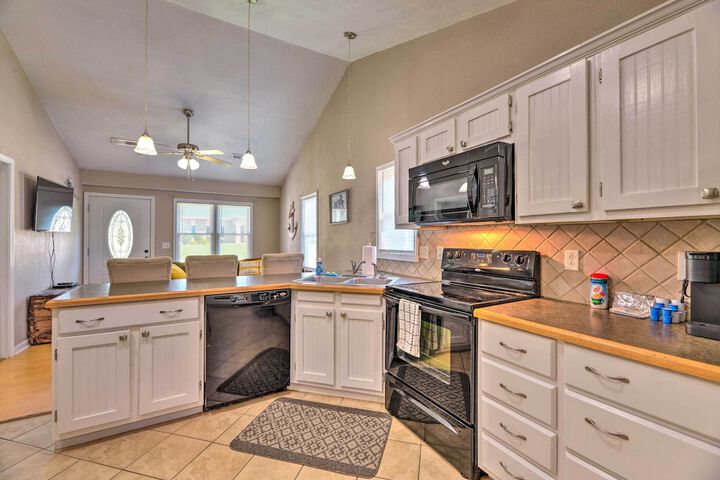 Cozy Pantego Cottage 5 Miles to Belhaven!