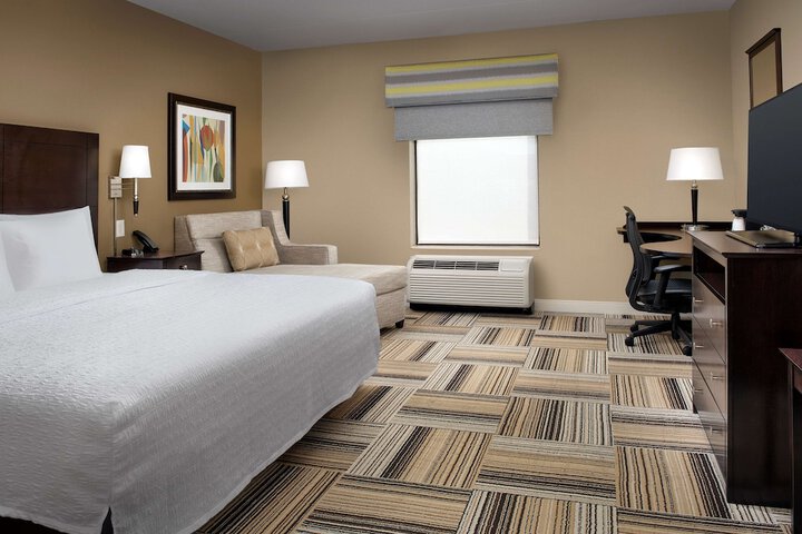 Room 13 of 29