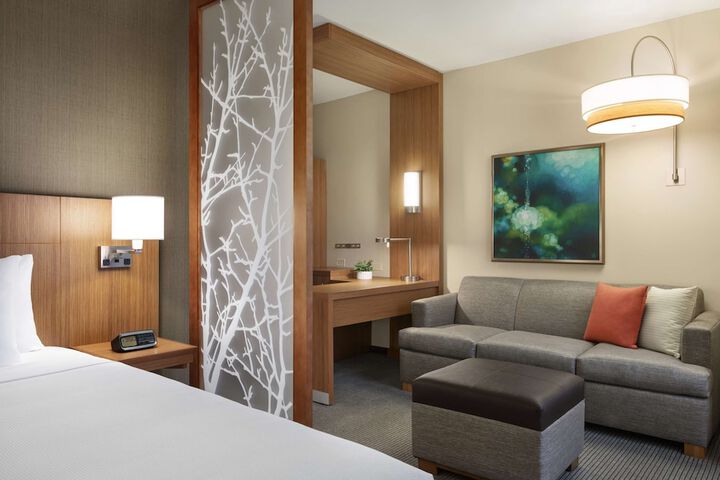 Room 15 of 41