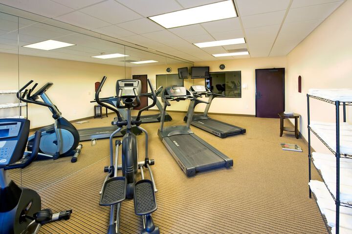 Holiday Inn Express & Suites Willcox by IHG