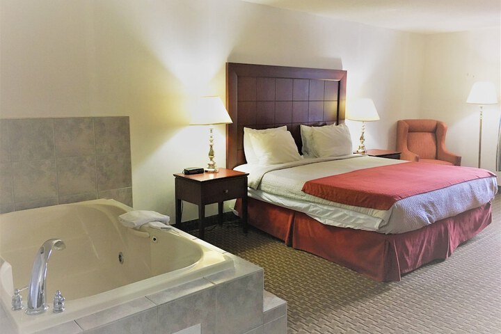 Room 30 of 41