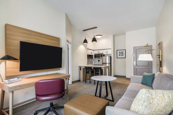 Staybridge Suites Toledo - Maumee by IHG