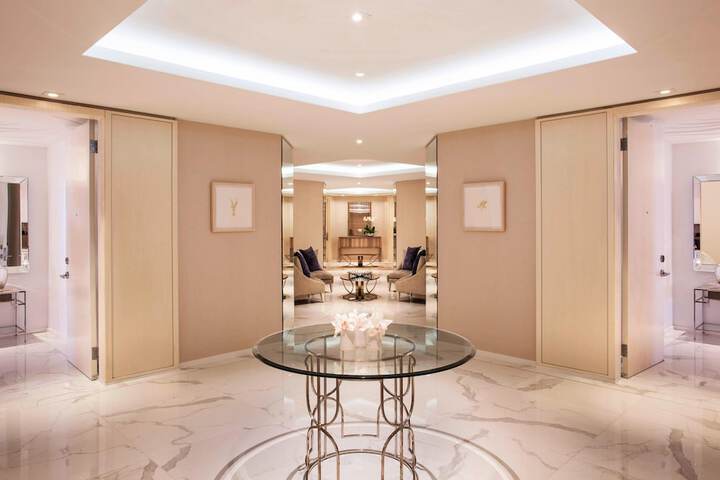 The St. Regis Bal Harbour Resort