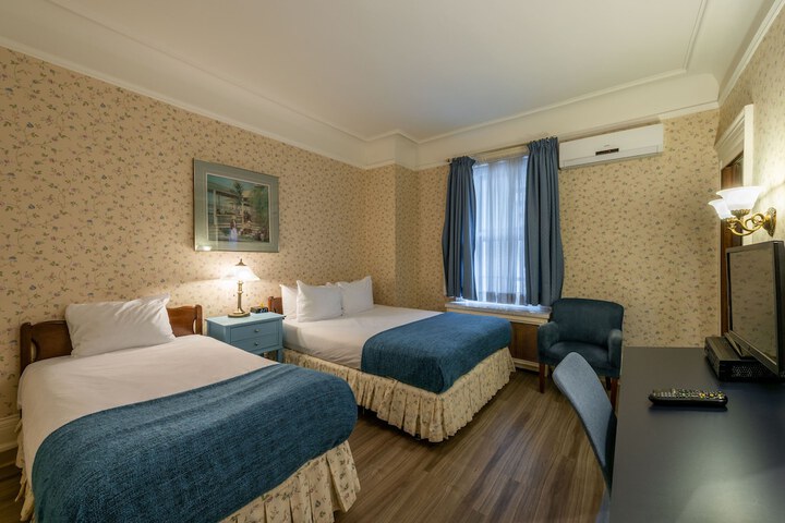 Room 73 of 91