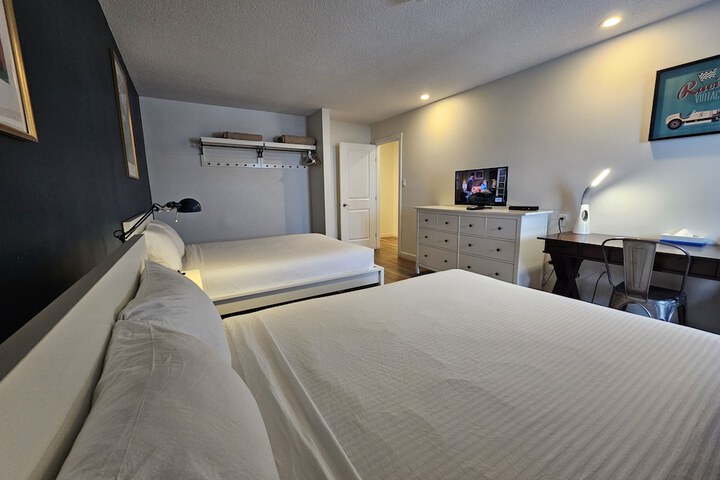 Cloud 9 Inn