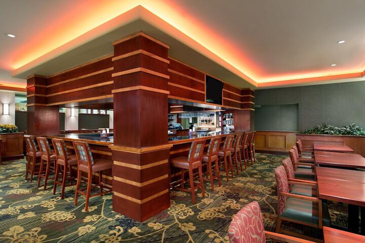 Embassy Suites by Hilton Lexington / UK Coldstream