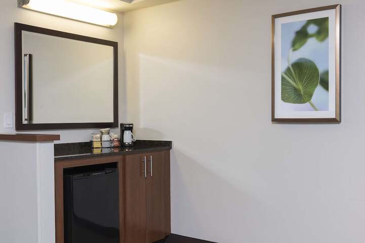 Room 15 of 35