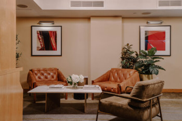 Lounge 95 of 125