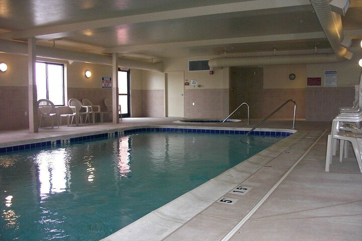 Pool 11 of 55
