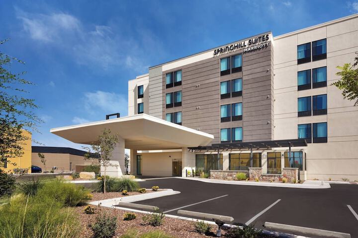 Hotel 2 of 28