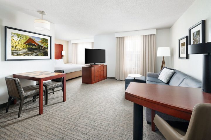 Room 21 of 26