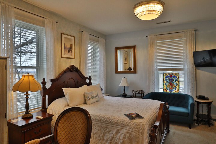 Room 20 of 37