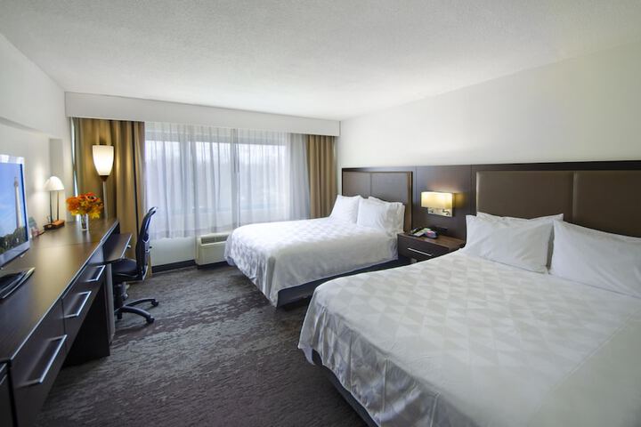 Room 21 of 36