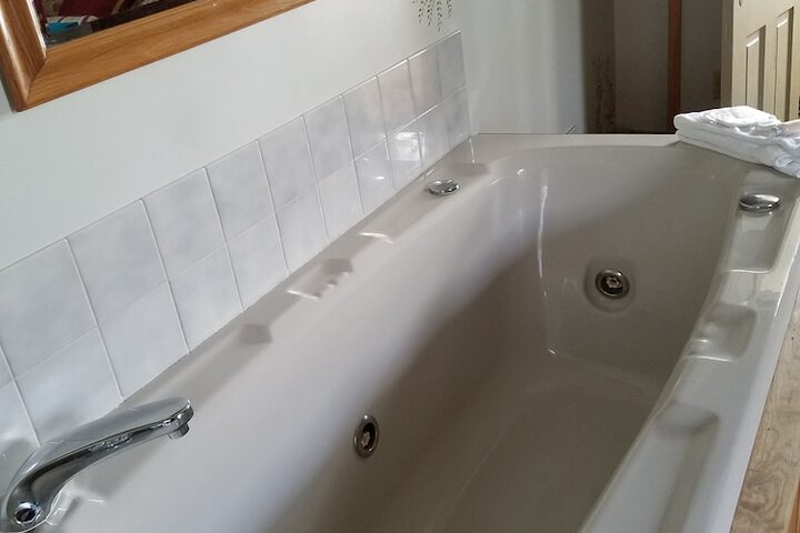 Hot Tub 61 of 65