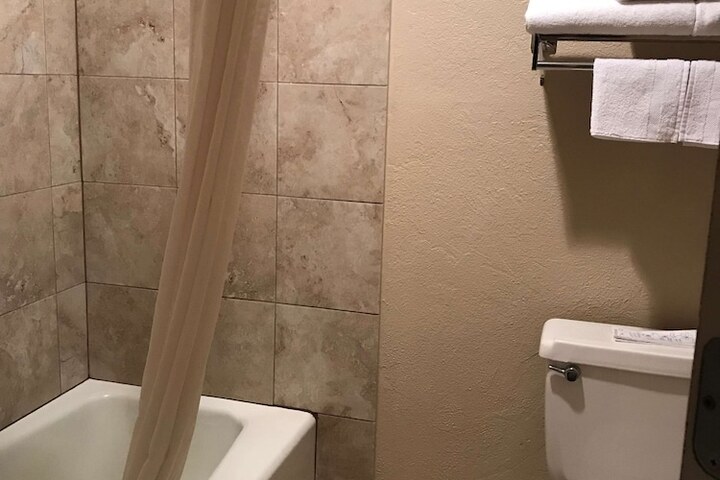 Room 29 of 36
