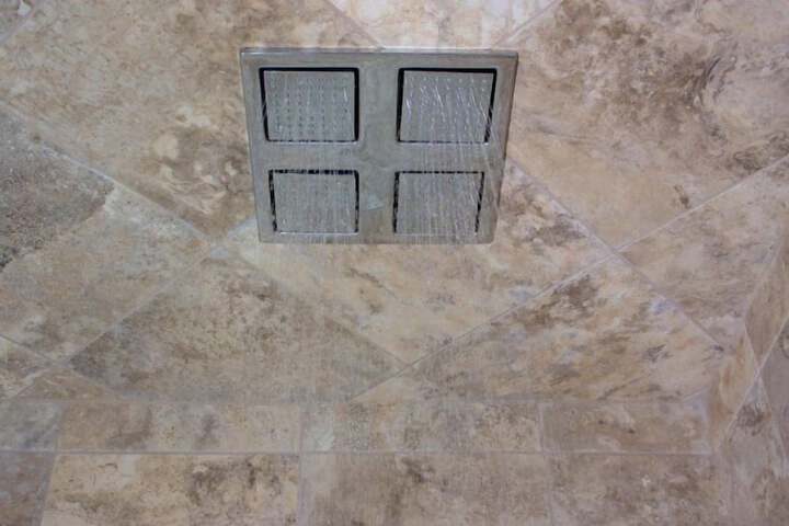 Room 44 of 157