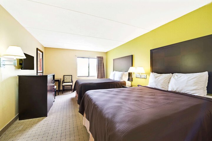 Room 12 of 13