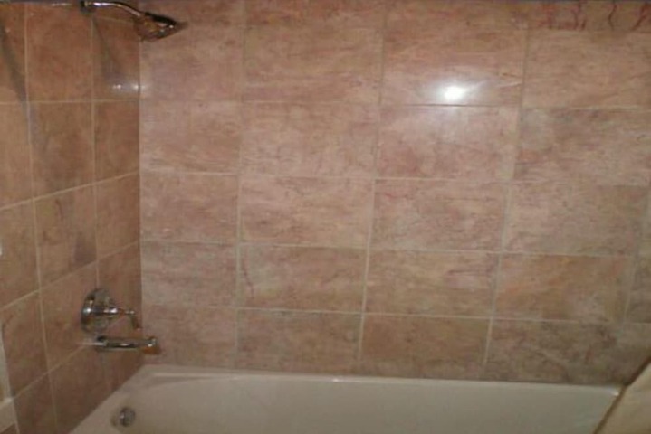 Room 10 of 20