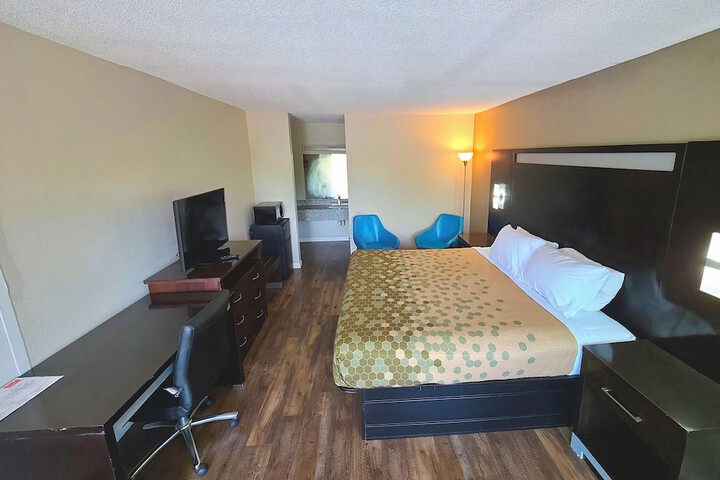 Econo Lodge Lavonia I-85