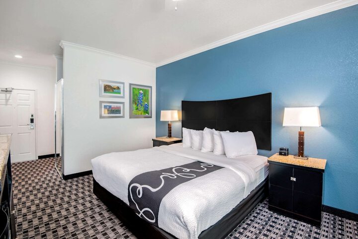 Room 41 of 70