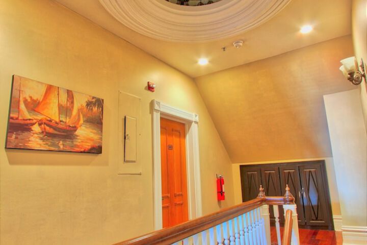 Southernmost House - Adult Exclusive