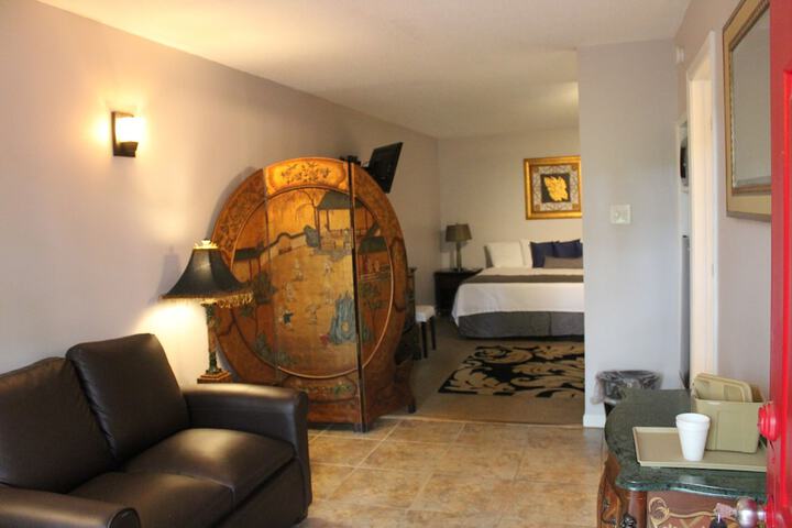 Room 122 of 219