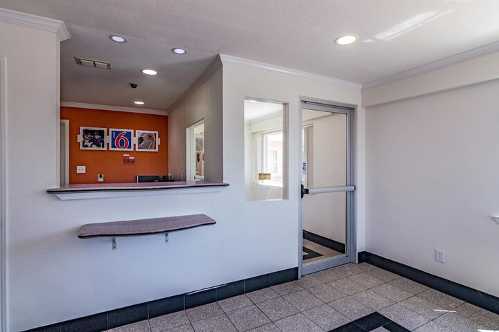 Motel 6 Azle TX
