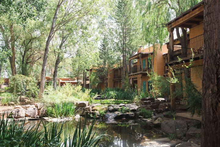 El Monte Sagrado Living Resort & Spa